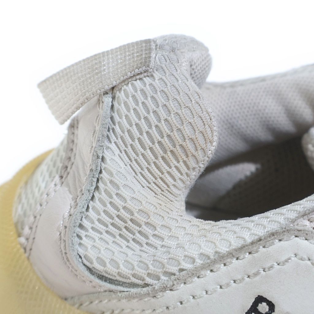 Balenciaga Triple S Calfskin Suup Low-Cut Sneakers White — view 6
