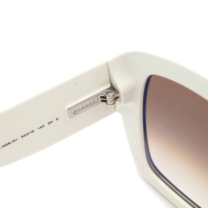 Chanel CC Logo Sunglasses Eyewe 53 19 White Eyewear — view 4