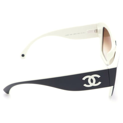 Chanel CC Logo Sunglasses Eyewe 53 19 White Eyewear — view 3