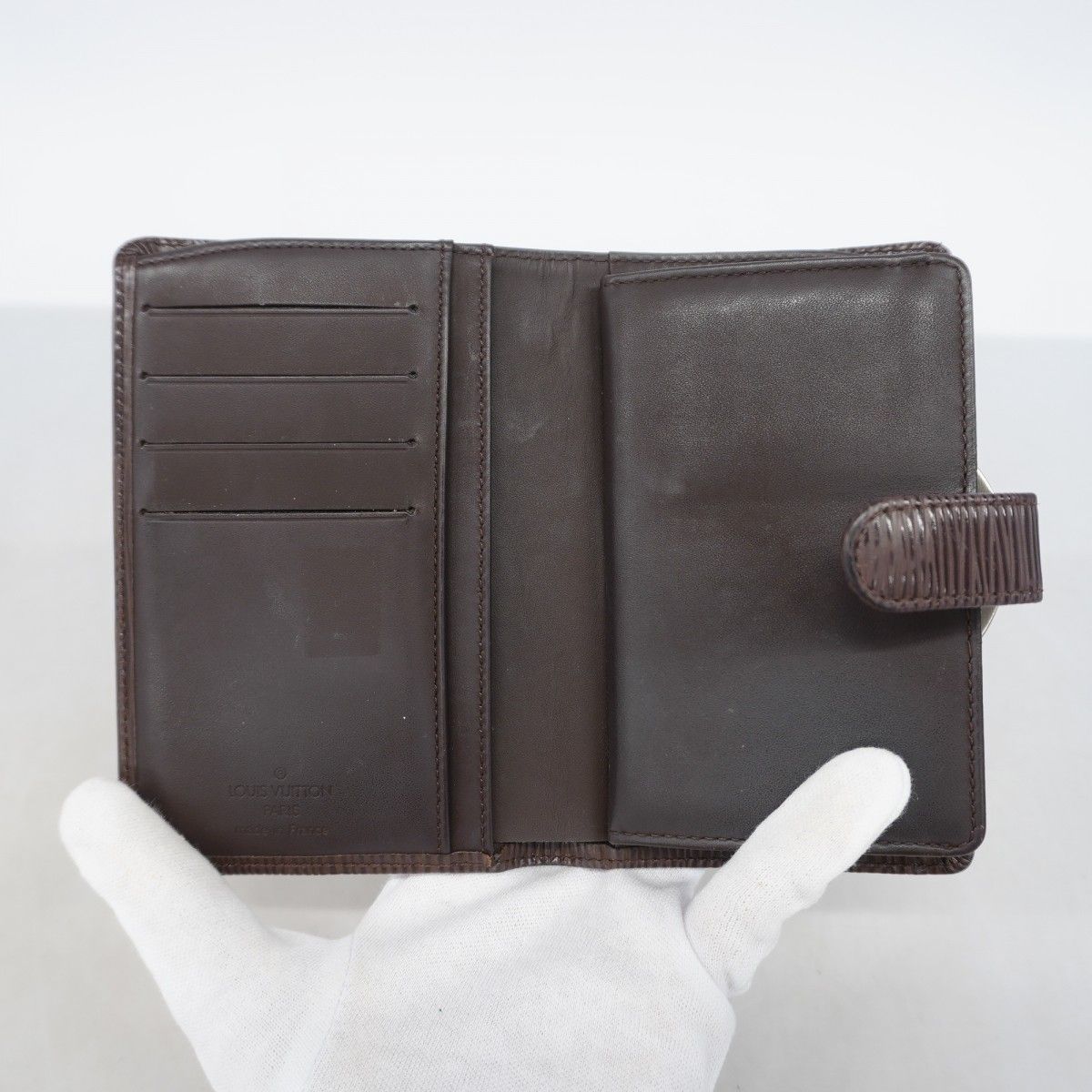 Louis Vuitton Wallet Epi Porte-Monnaie Viennenova Mocarre — view 3