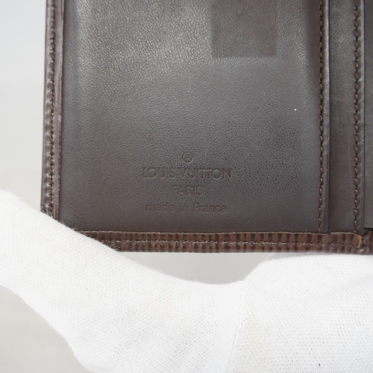 Louis Vuitton Wallet Epi Porte-Monnaie Viennenova Mocarre — view 4