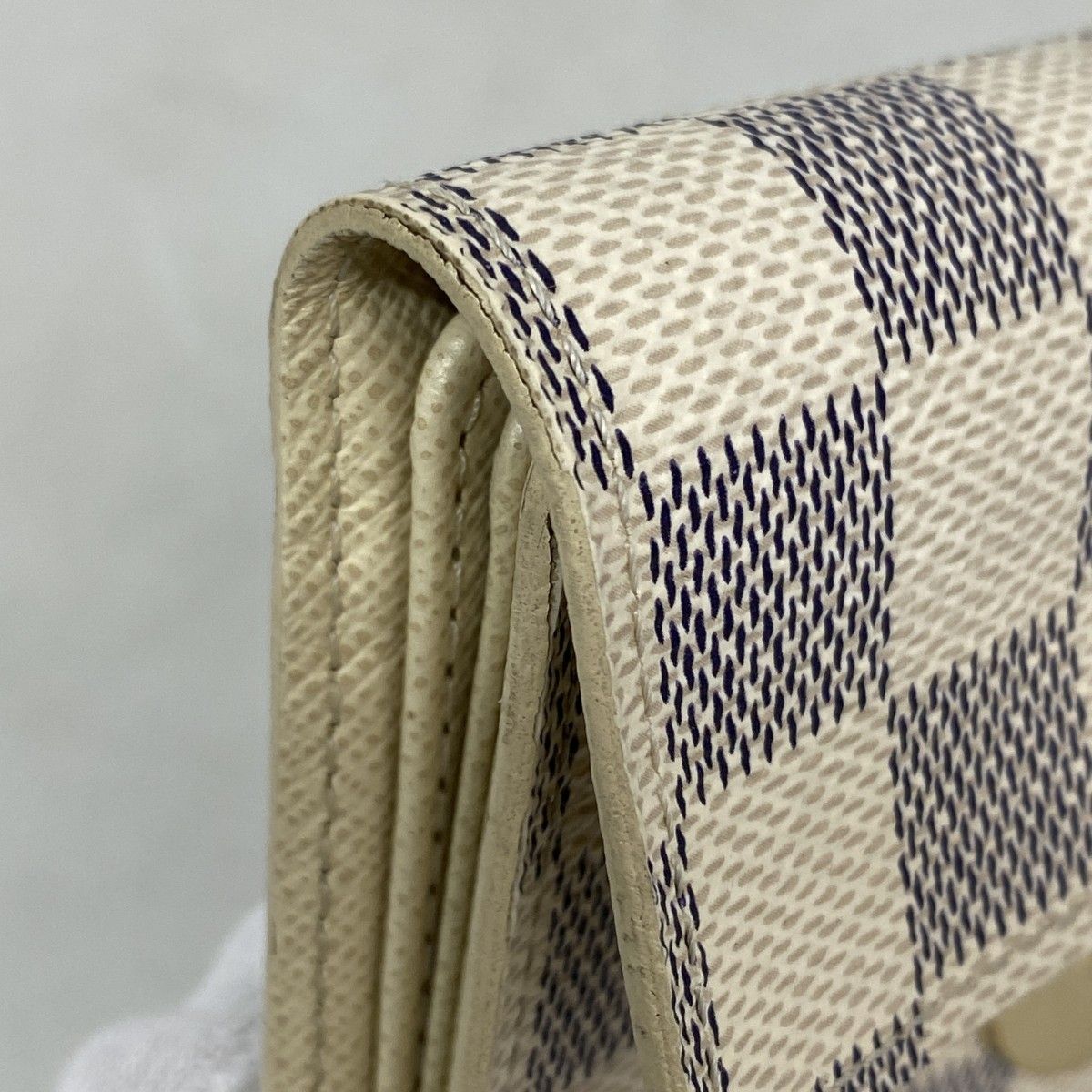 Louis Vuitton Trifold Wallet Damier Azur Portefeuille Koala White — view 8