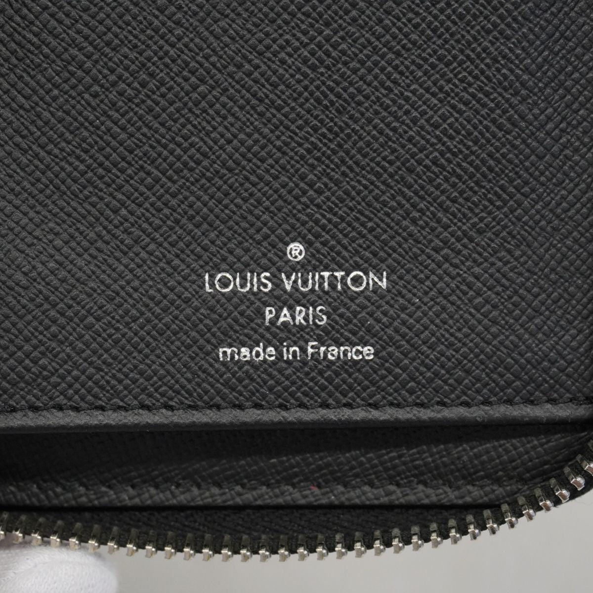 Louis Vuitton Wallet Taiga Zippy Vertical Ardoise — view 5
