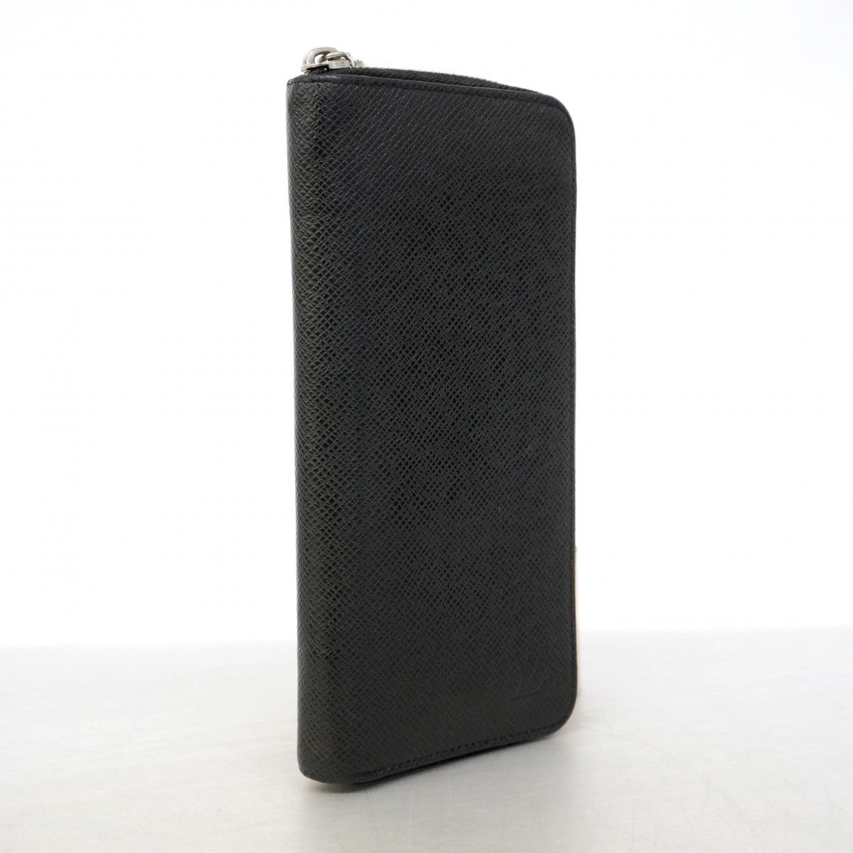 Louis Vuitton Wallet Taiga Zippy Vertical Ardoise — view 2