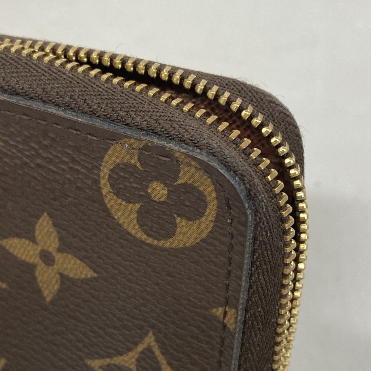 Louis Vuitton Coin Case Monogram Zippy Purse Brown — view 6