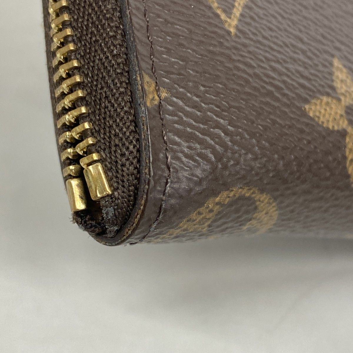 Louis Vuitton Coin Case Monogram Zippy Purse Brown — view 5