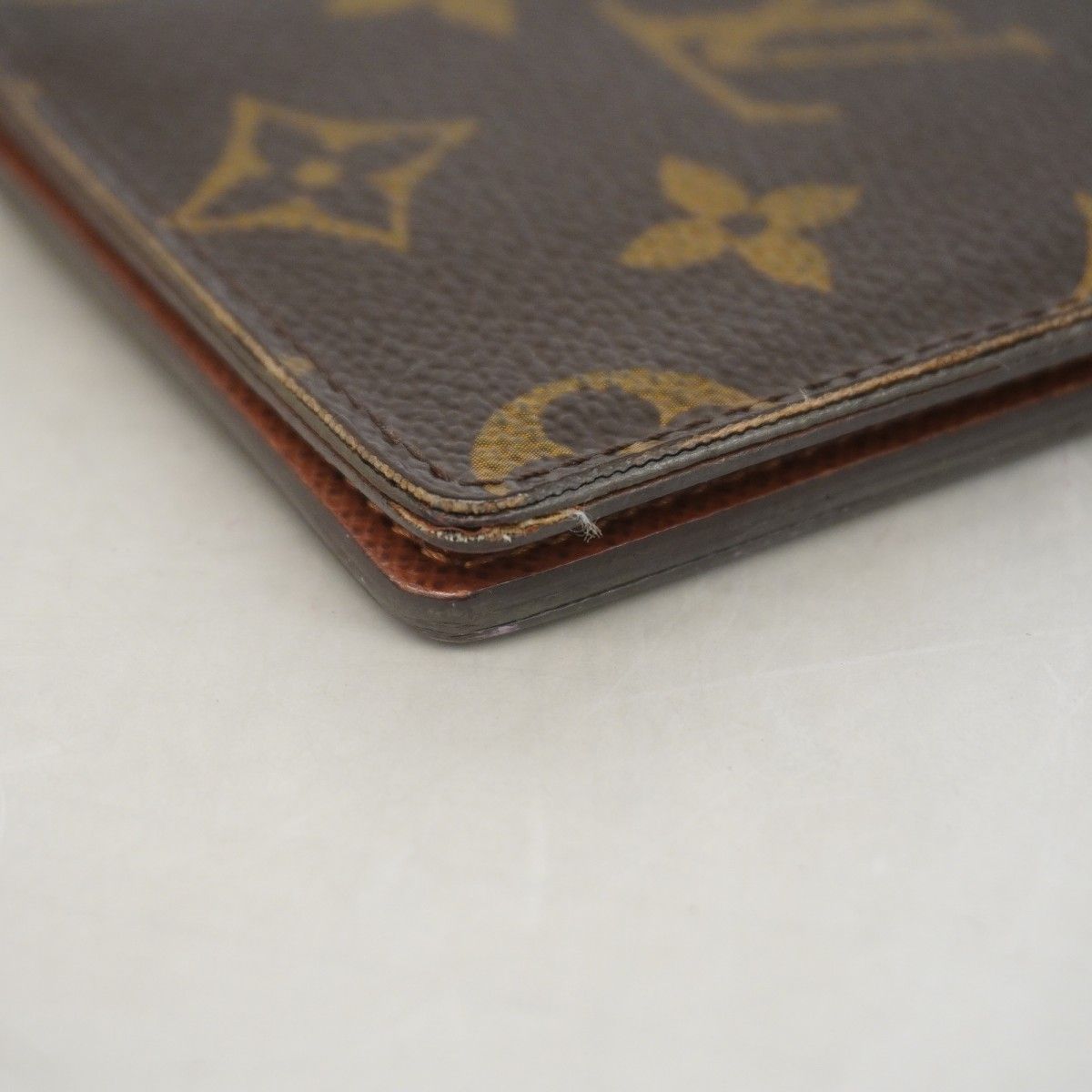 Louis Vuitton Pass Case Monogram Card Holder Vertical Brown — view 6