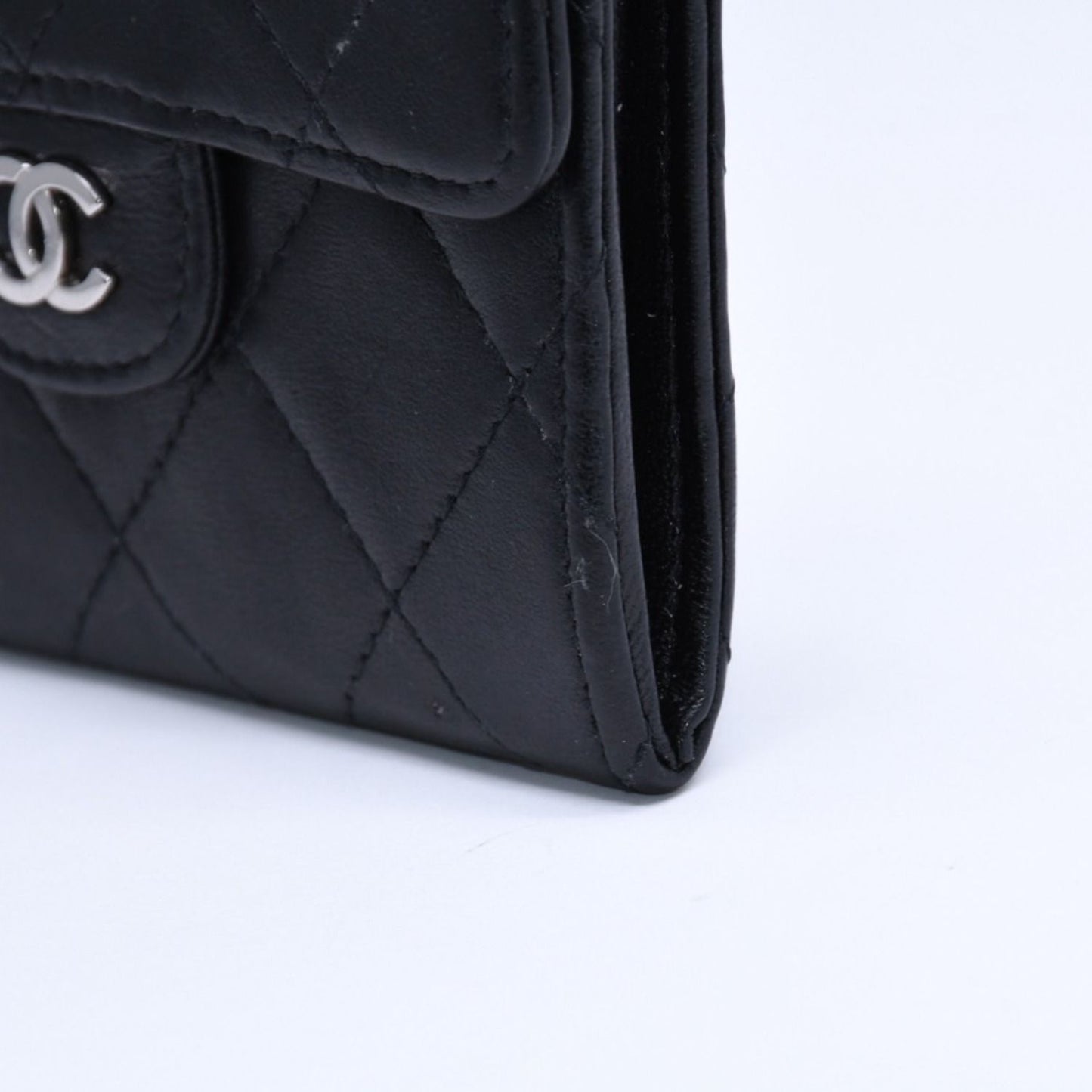 Chanel Quilted Coin Card Holder Purse CC Logo Lambskin Silver — view 7