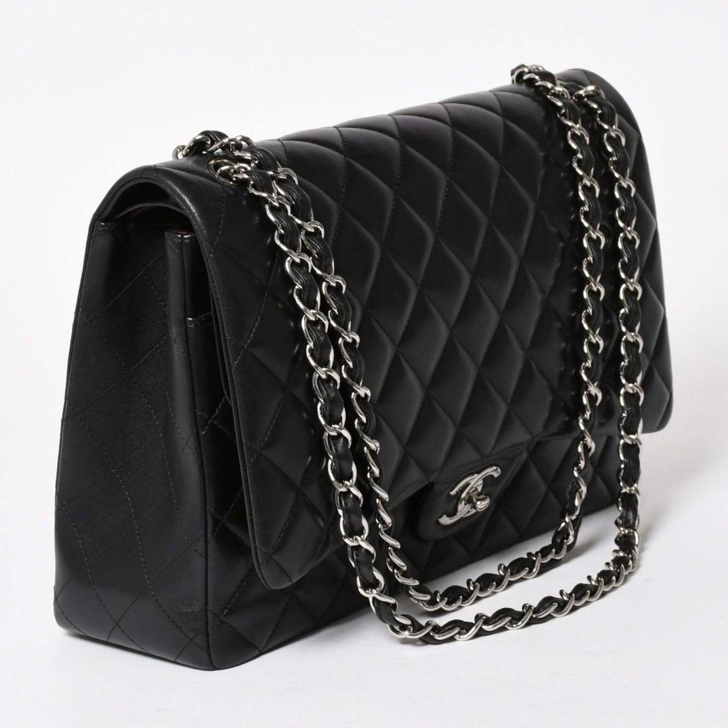 Chanel Maxi Quilted 33 Double Flap Chain Shoulder Bag CC Logo Lambskin Black — view 3