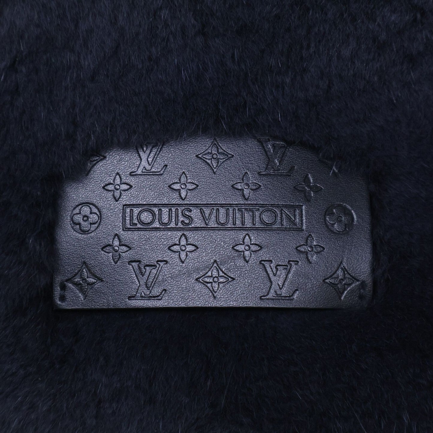 Louis Vuitton Bicolor Share Dominque Scarf — view 5