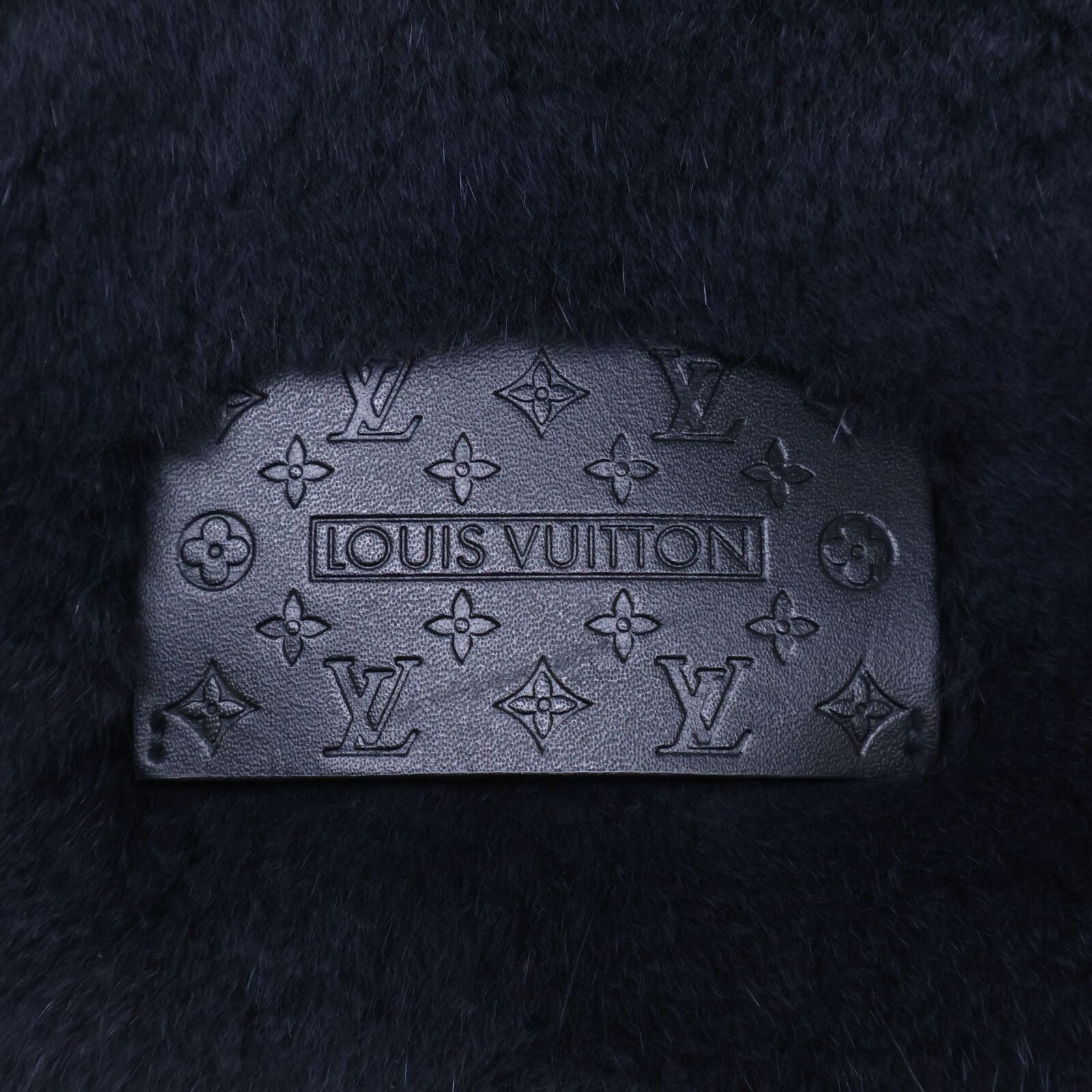 Louis Vuitton Bicolor Share Dominque Scarf — view 5