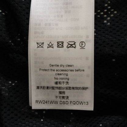 Louis Vuitton Similarly Abstract Monogram Flower Puffa Down Jacket 36 — view 8