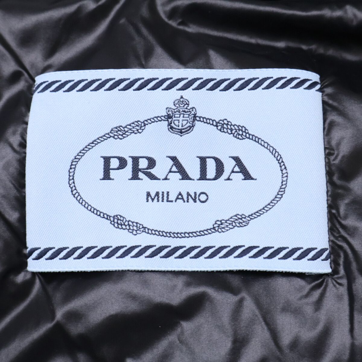 Prada Re-Nylon Cropped 2-Way Down Jacket 36 — view 5