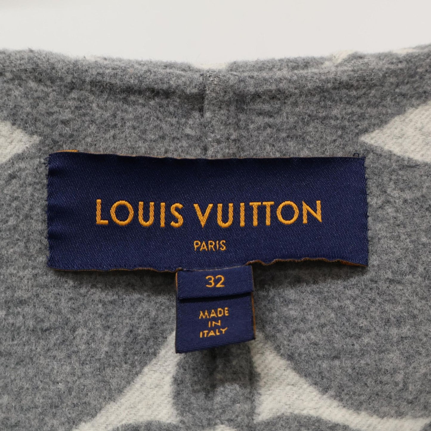 Louis Vuitton Nuv Monogram Giant Double Face 32 Jacket — view 5