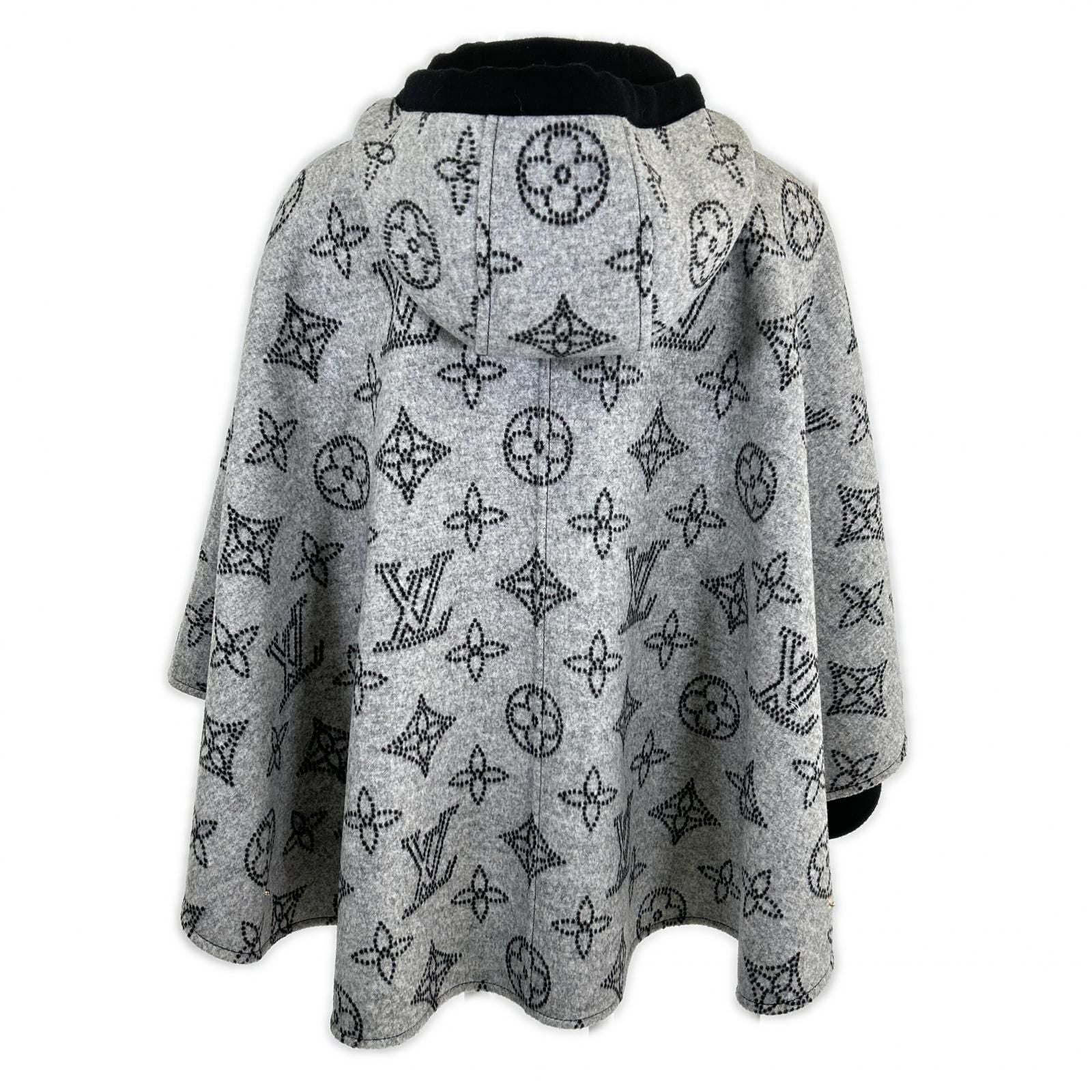 Louis Vuitton Mahina Monogram Reversible Poncho Cape TU — view 3
