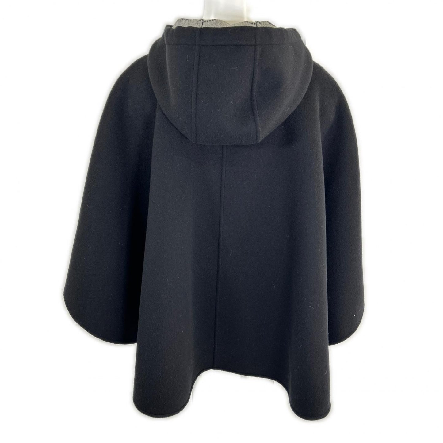 Louis Vuitton Mahina Monogram Reversible Poncho Cape TU — view 7