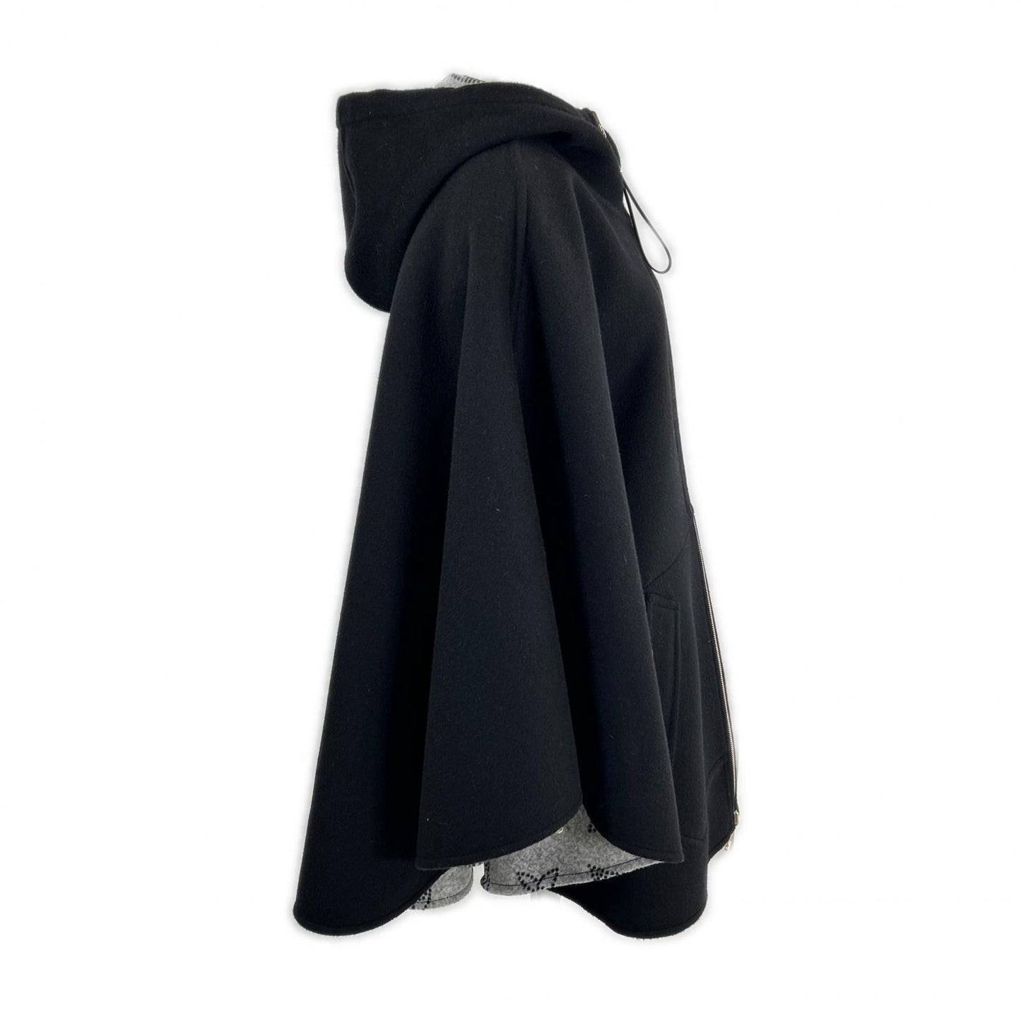 Louis Vuitton Mahina Monogram Reversible Poncho Cape TU — view 8