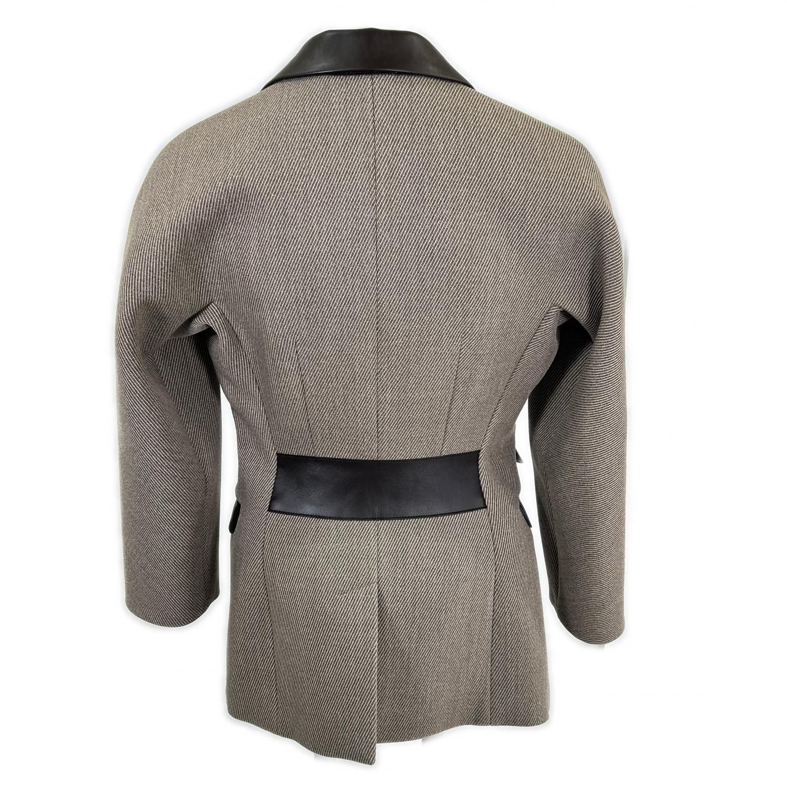 Hermes Like U-le Lambskin Silk Lining Series Button Inner Belt Jacket Blazer 34 — view 3