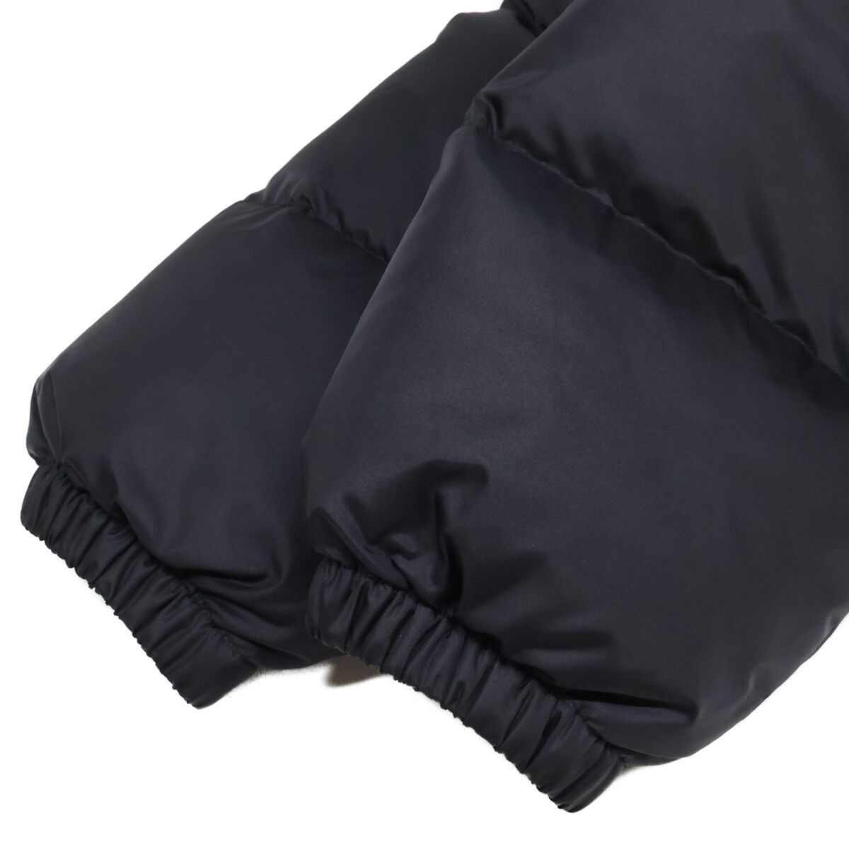 Gucci Water Repellant Down Jacket 46 — view 9