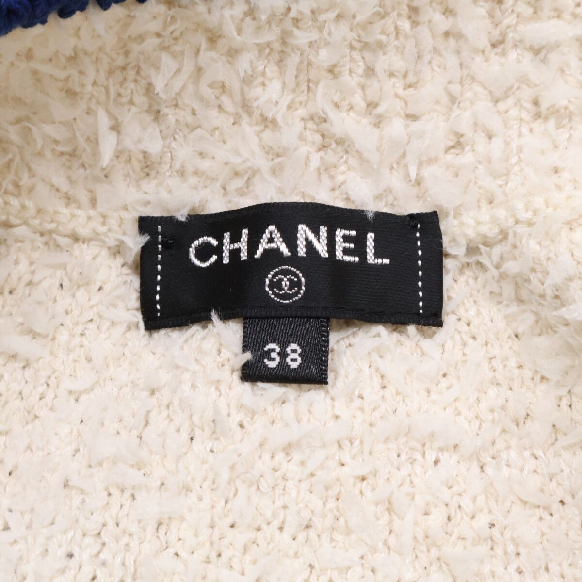 Chanel Cruise Line CC Logo Knit Mini 38 Sweater — view 6