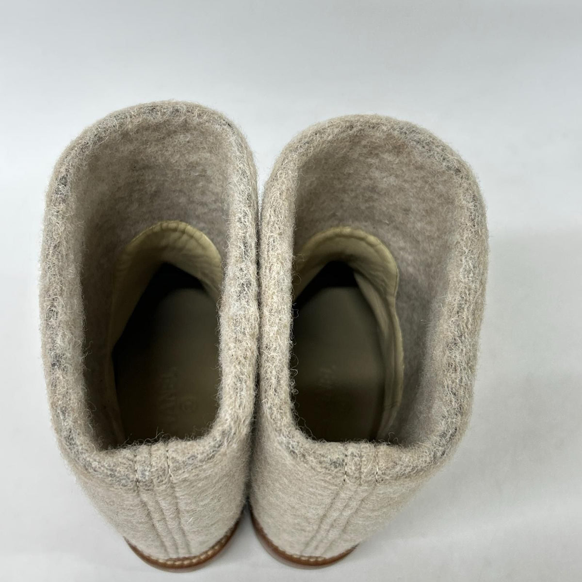 Chanel 14B CC Logo Wool Suede Contrast Boots 39C — view 6