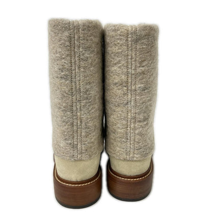 Chanel 14B CC Logo Wool Suede Contrast Boots 39C — view 3