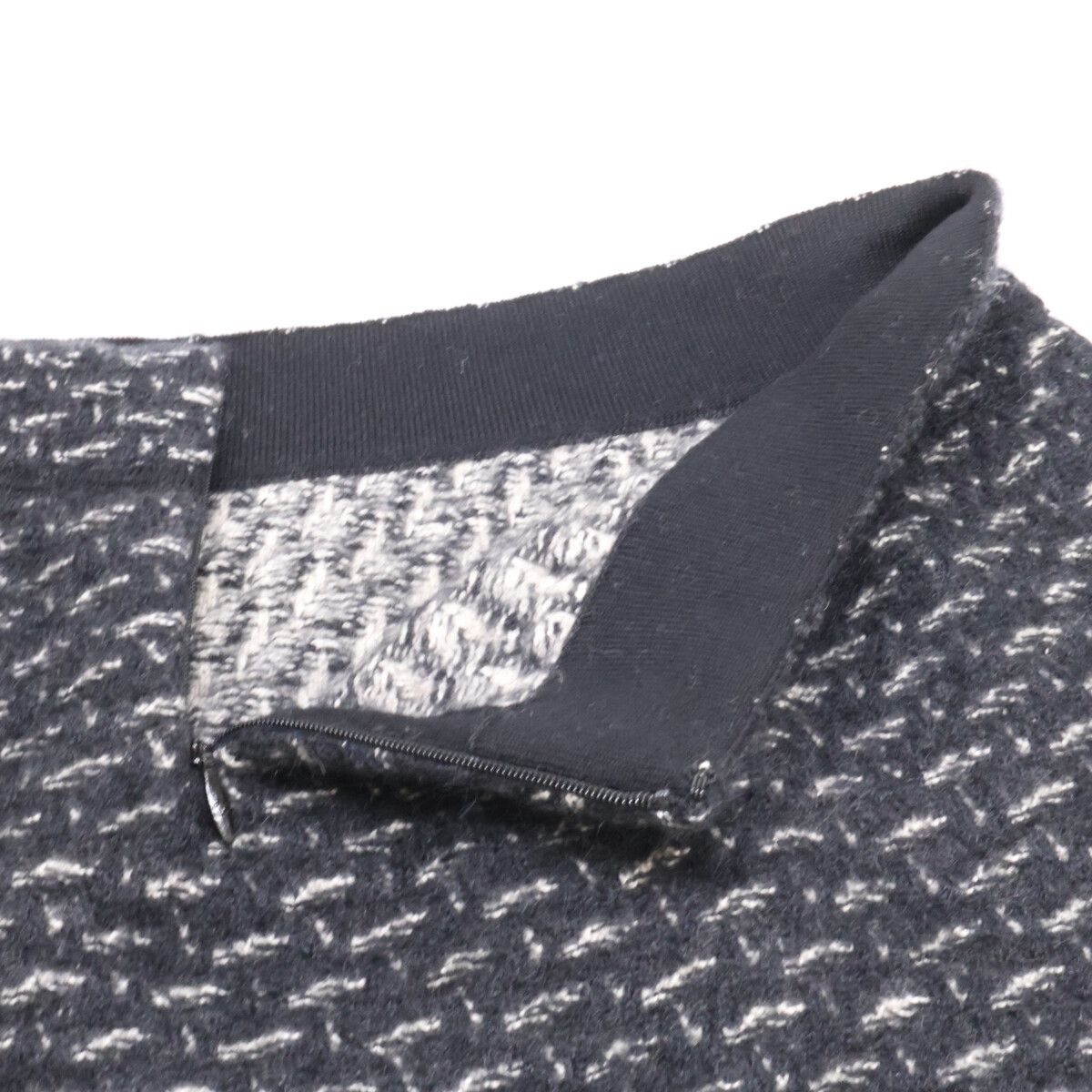 Chanel Cashmere Silk Blend Mohair Knit Zip Jacket Skirt Set — view 7