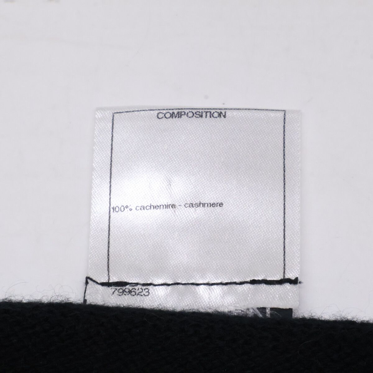 Chanel Visual Decoration CC Button Cashmere Knit Cardigan 36 — view 6