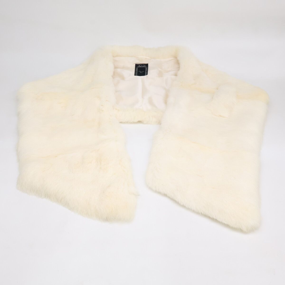 Dior le Rabbit Sha Scarf — view 3