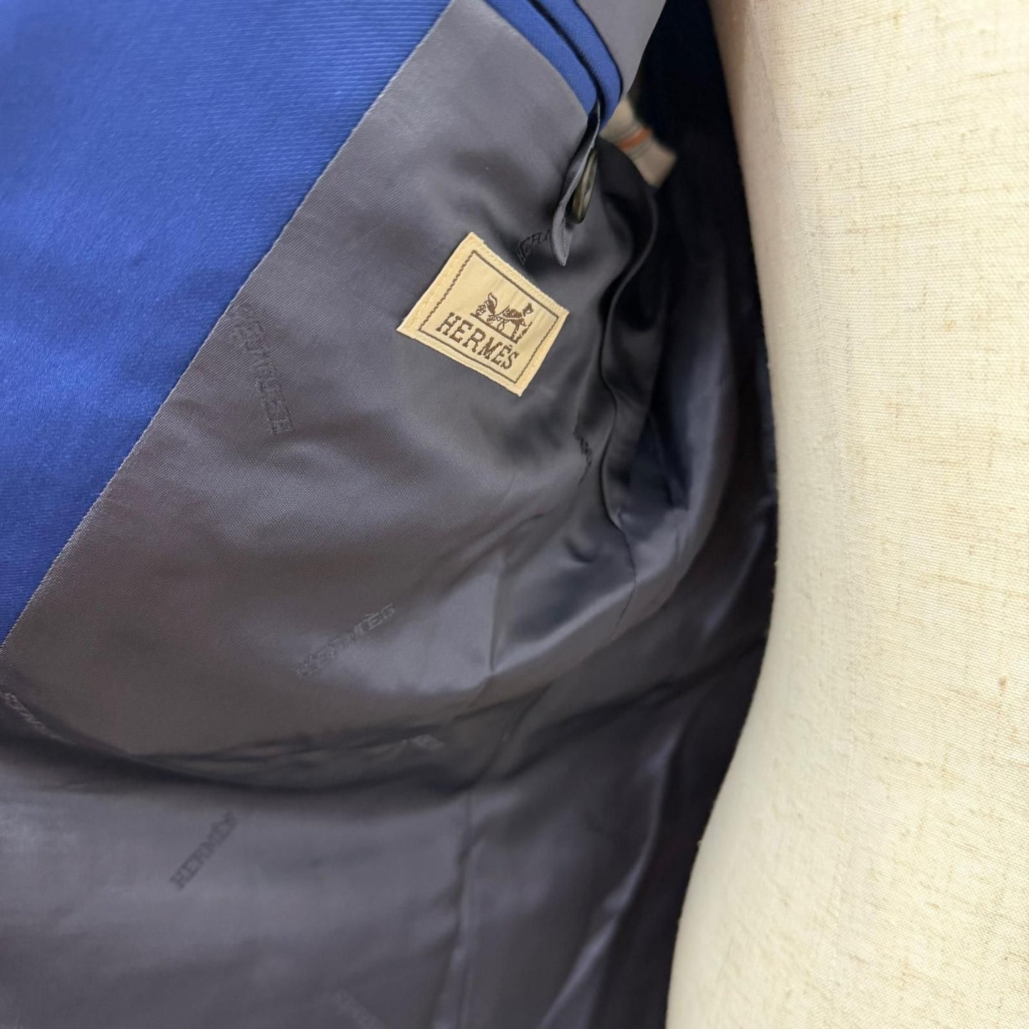 Hermes Wool Peak Lapel Single Three Piece Suit Blue — view 6