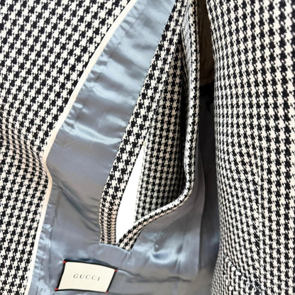 Gucci Cashmere Blend Interlocking Button Houndstooth Pattern Vest Set — view 5