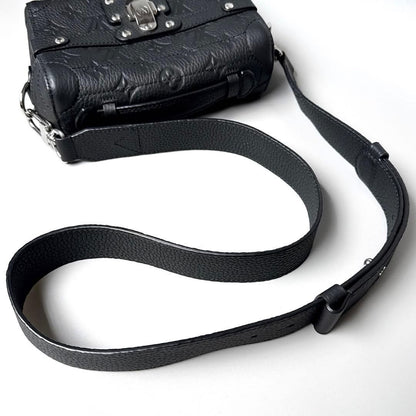 Louis Vuitton Monogram Taurillon Soul Trunk Black — view 8