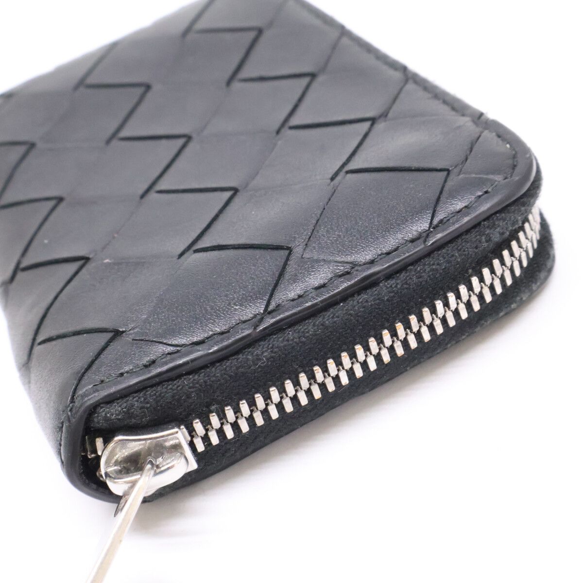 Bottega Veneta Intrecciato Leather Zip Around — view 9