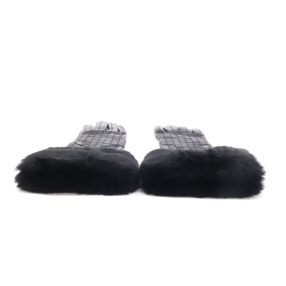 Chanel CC Logo Rabbit Fur Sheep Leather Gloves — view 3