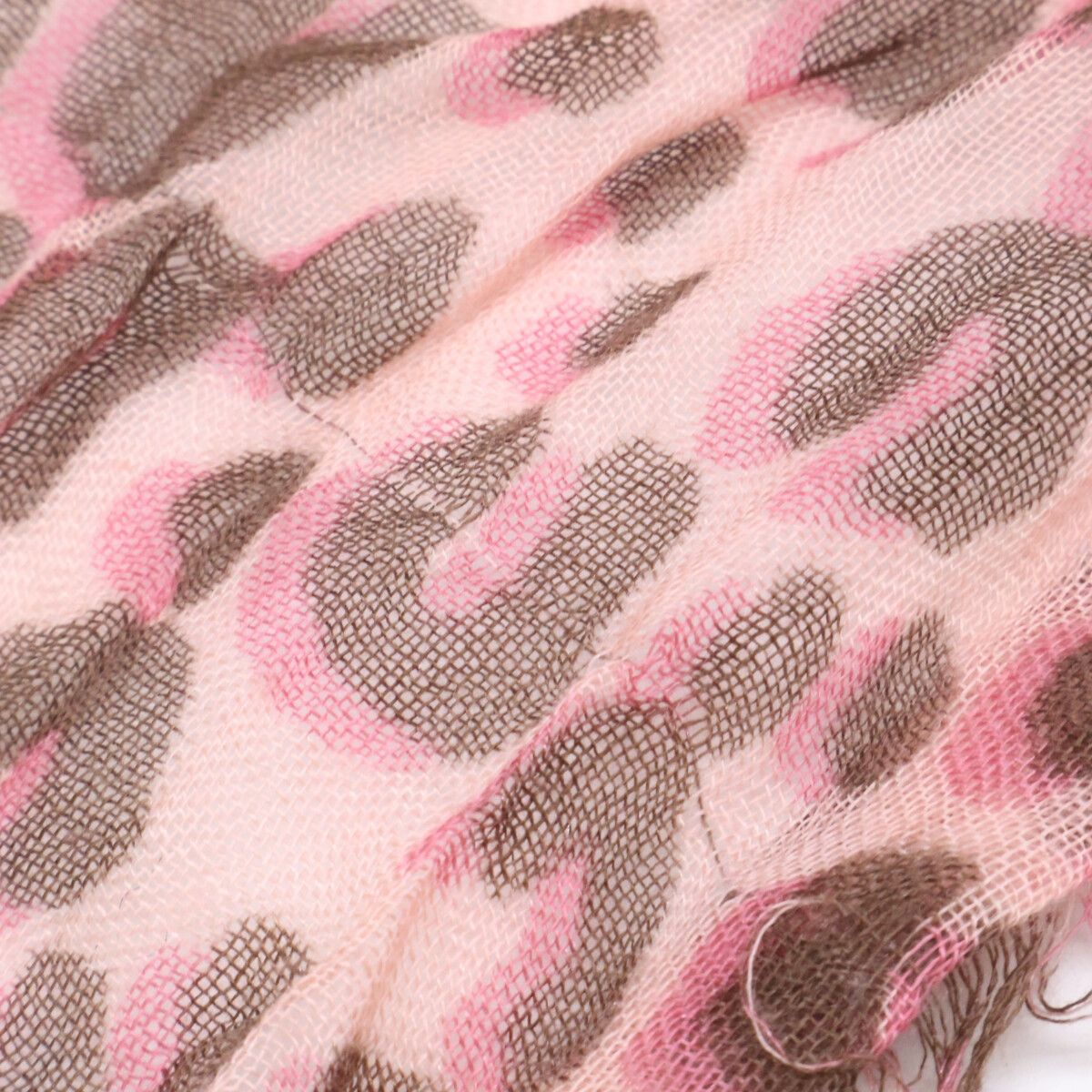 Louis Vuitton Etole Leopard SS Pattern Cashmere Silk Scarf — view 5