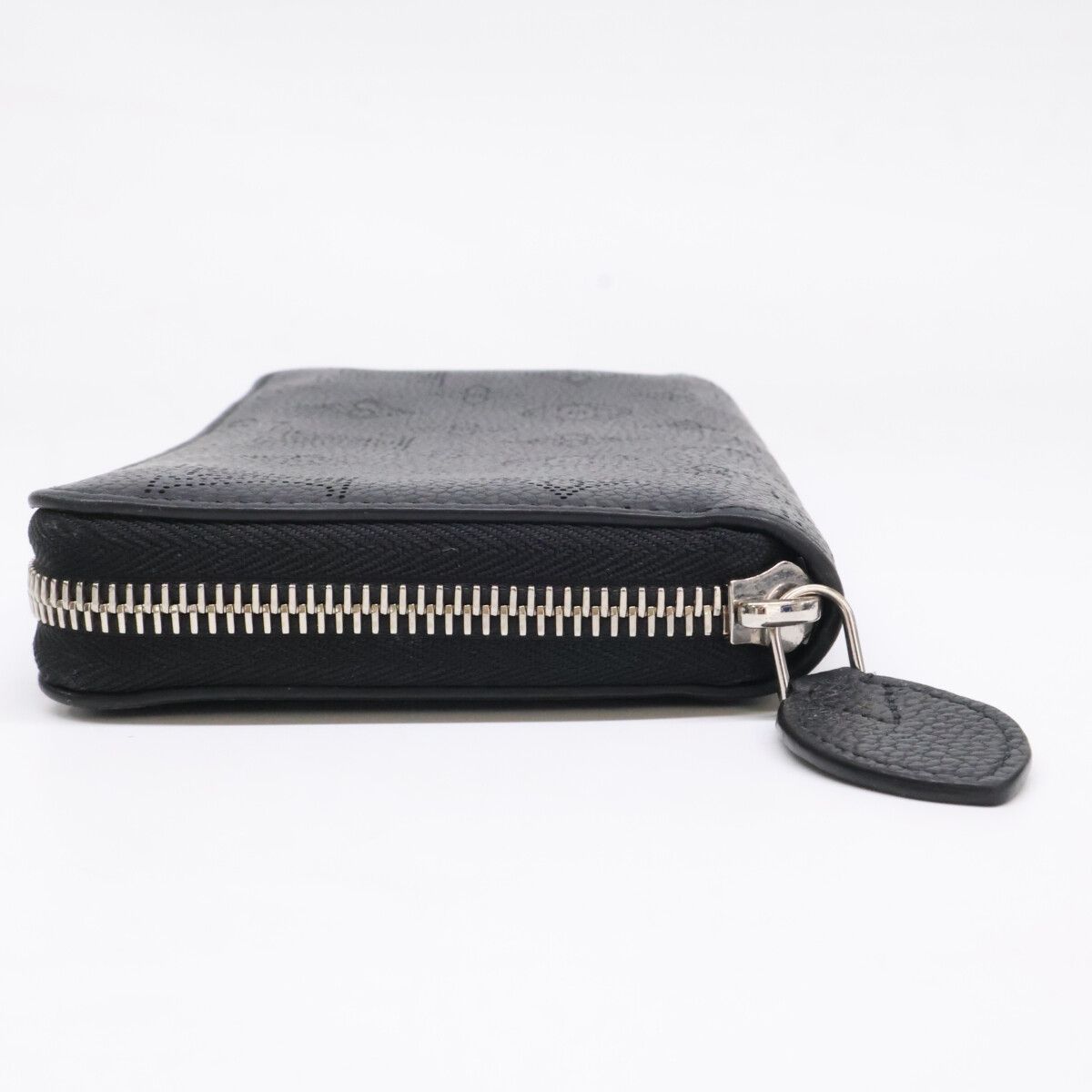 Louis Vuitton Zippy Wallet Mahina — view 4