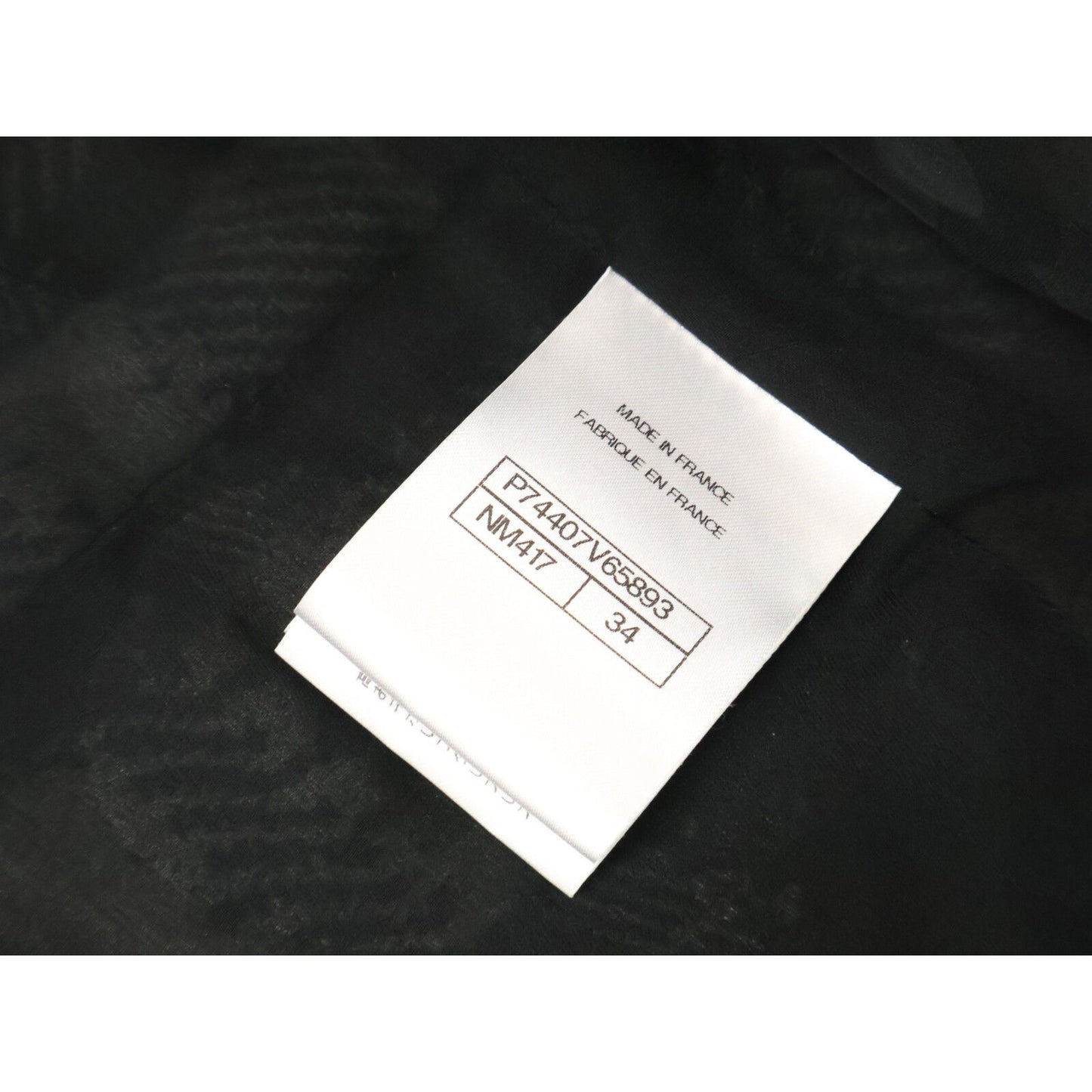 Chanel CC Logo Button Tweed Collarless Jacket 34 — view 6