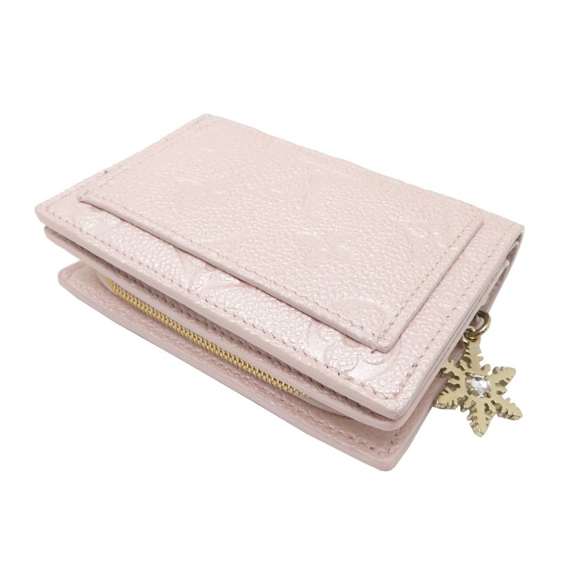 Louis Vuitton Bifold Wallet — view 4