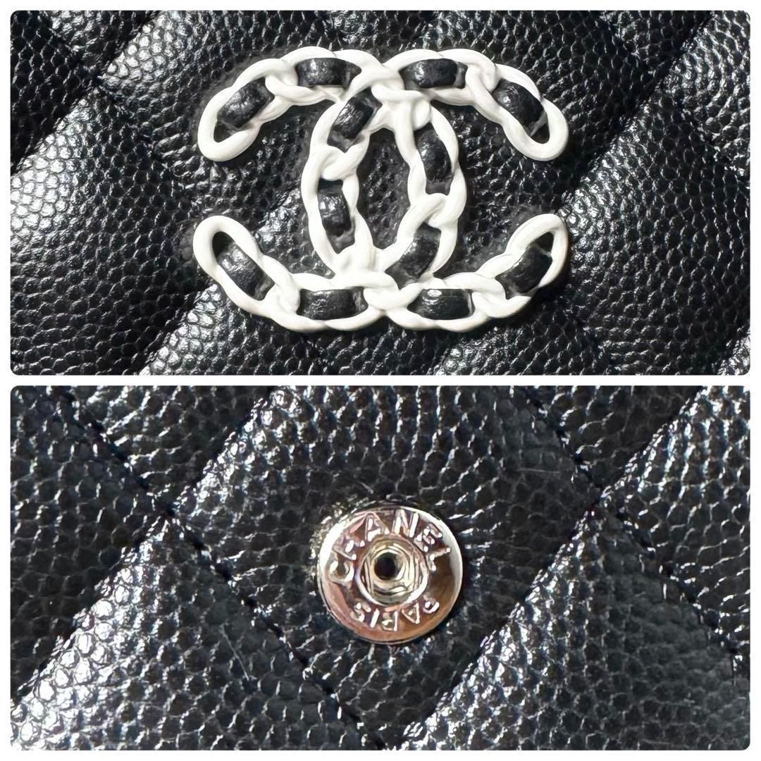 Chanel 19 Card Case Caviar Leather Black — view 9