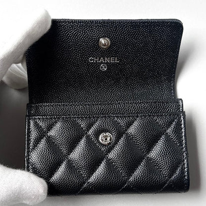 Chanel 19 Card Case Caviar Leather Black — view 3