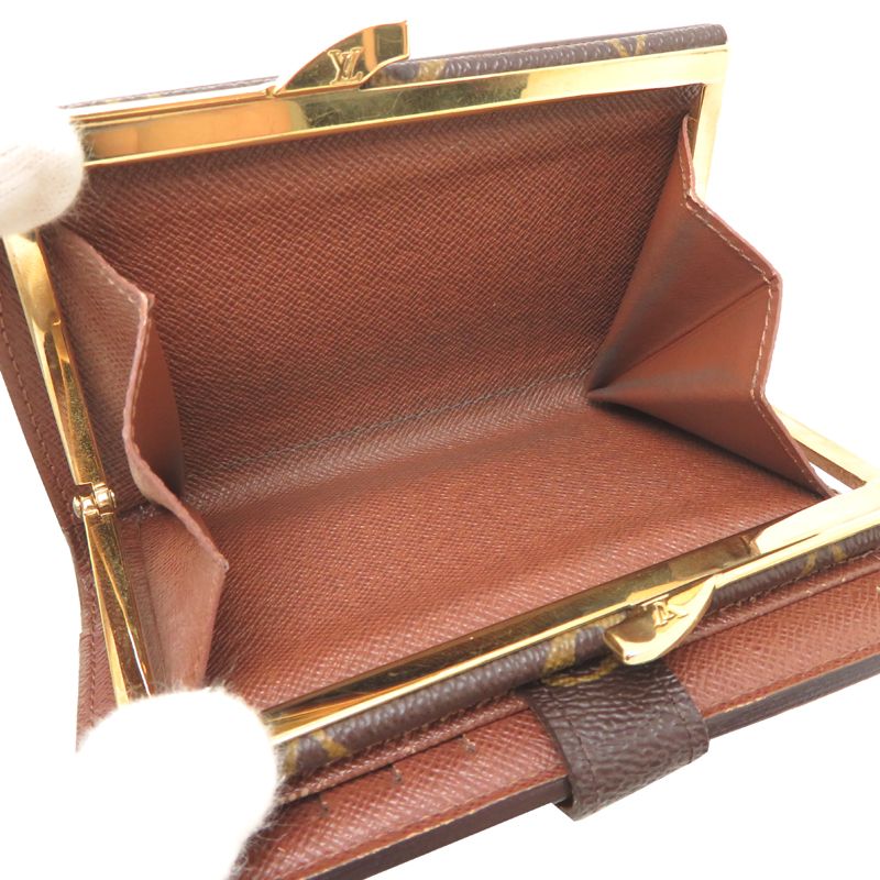Louis Vuitton Bifold Wallet — view 7