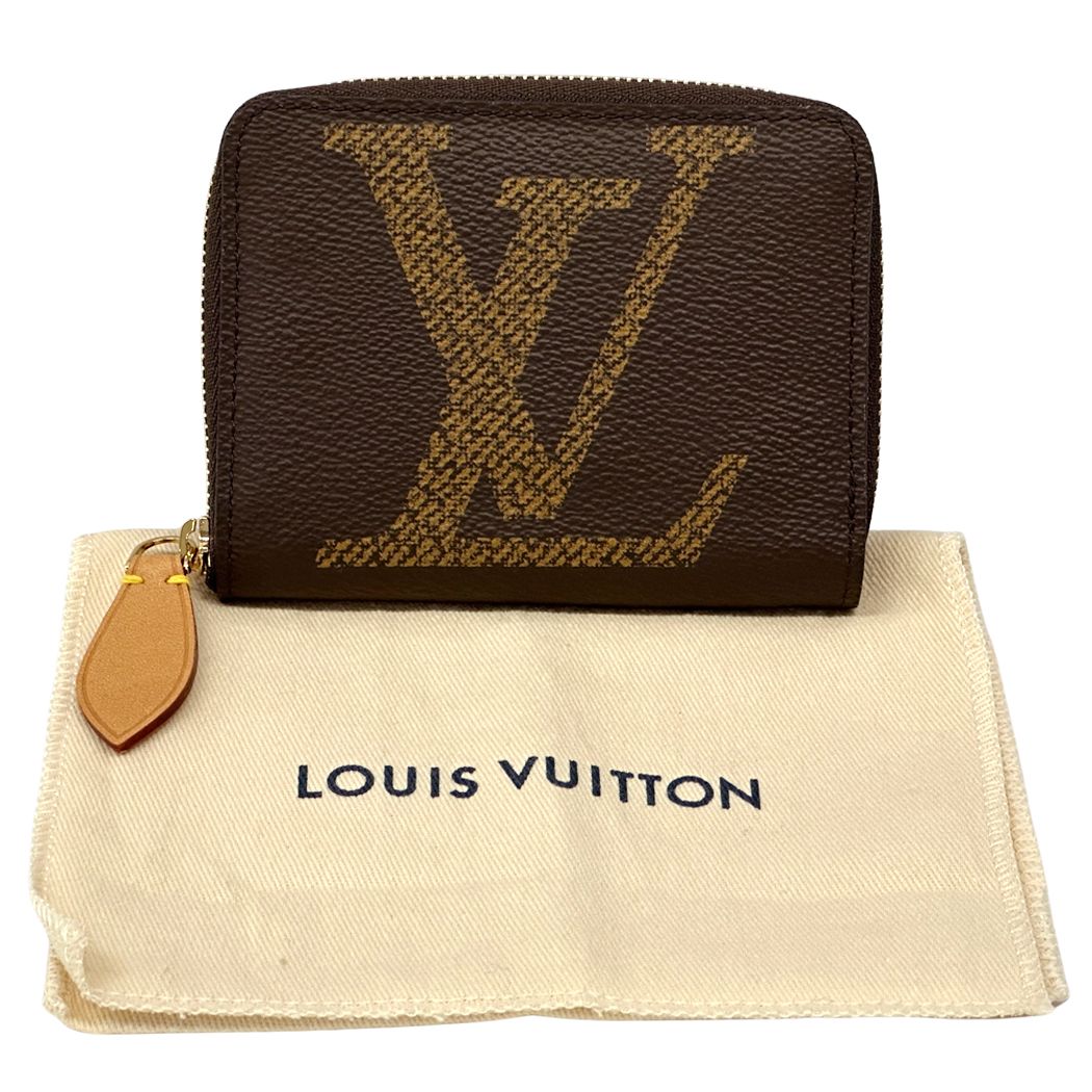 Louis Vuitton Wallet Monogram Giant Coin Case Zippy Purse Brown Zip Around — view 6