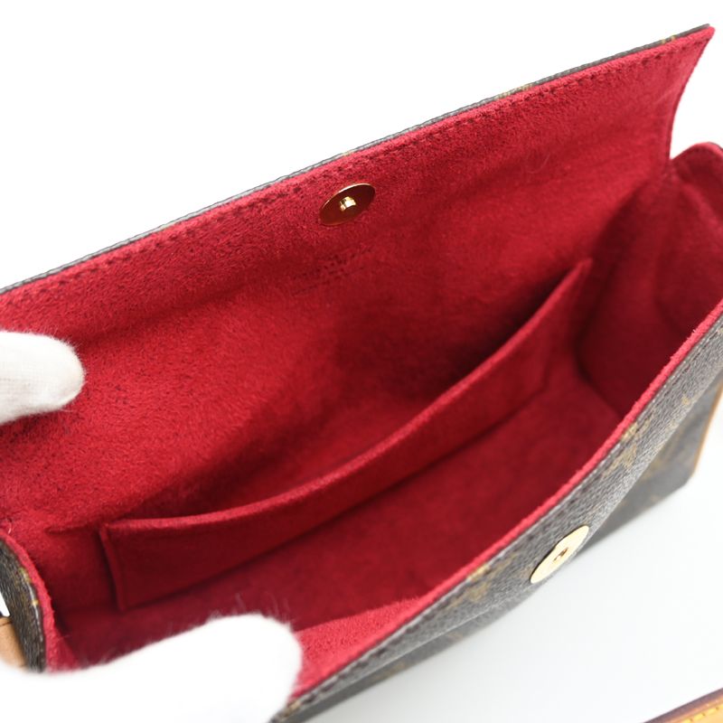 Louis Vuitton Shoulder Bag — view 6