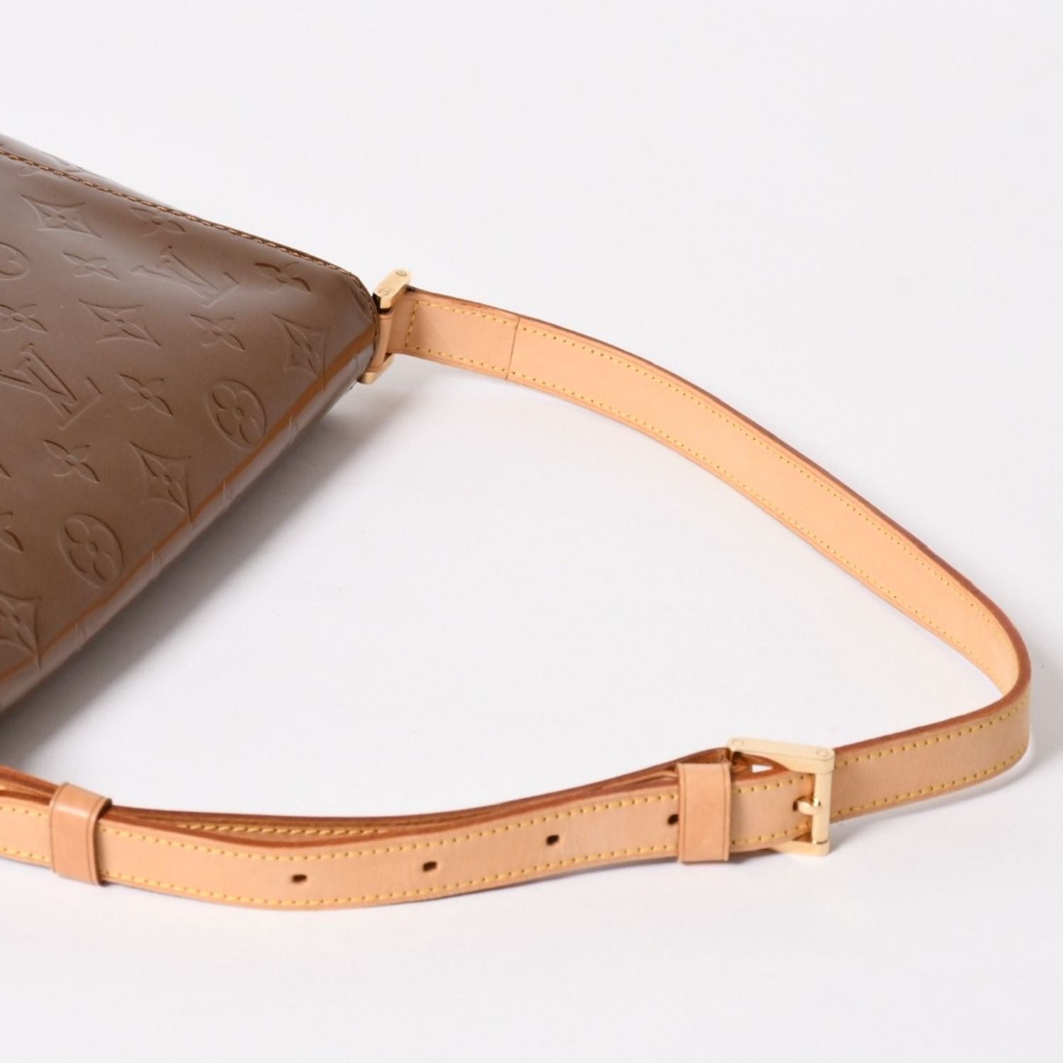Louis Vuitton Monogram Vernis Thompson Street Shoulder Bag Blanc Brown Patent — view 7