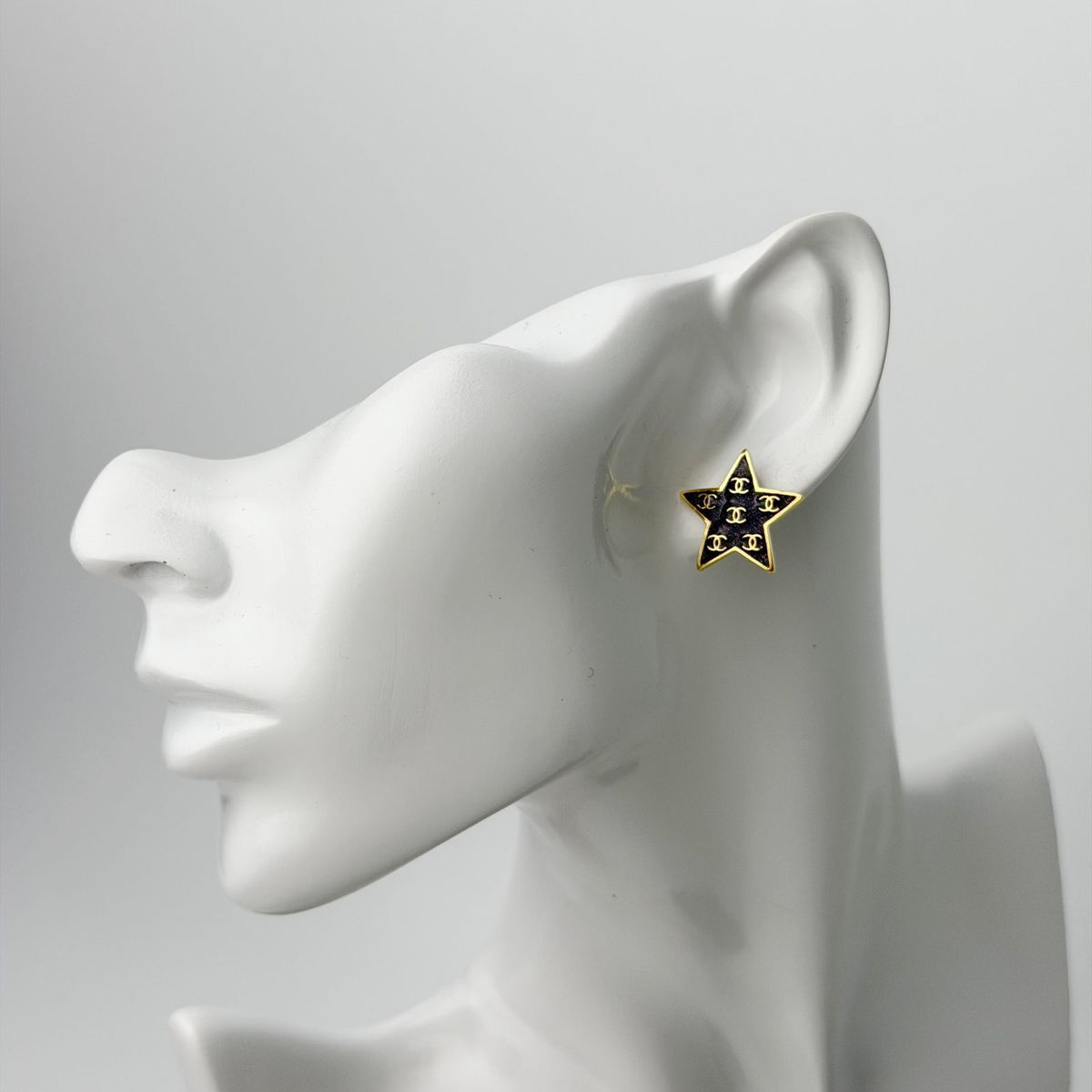 Chanel Star CC Logo Earrings Plated Gold Black Vintage — view 2