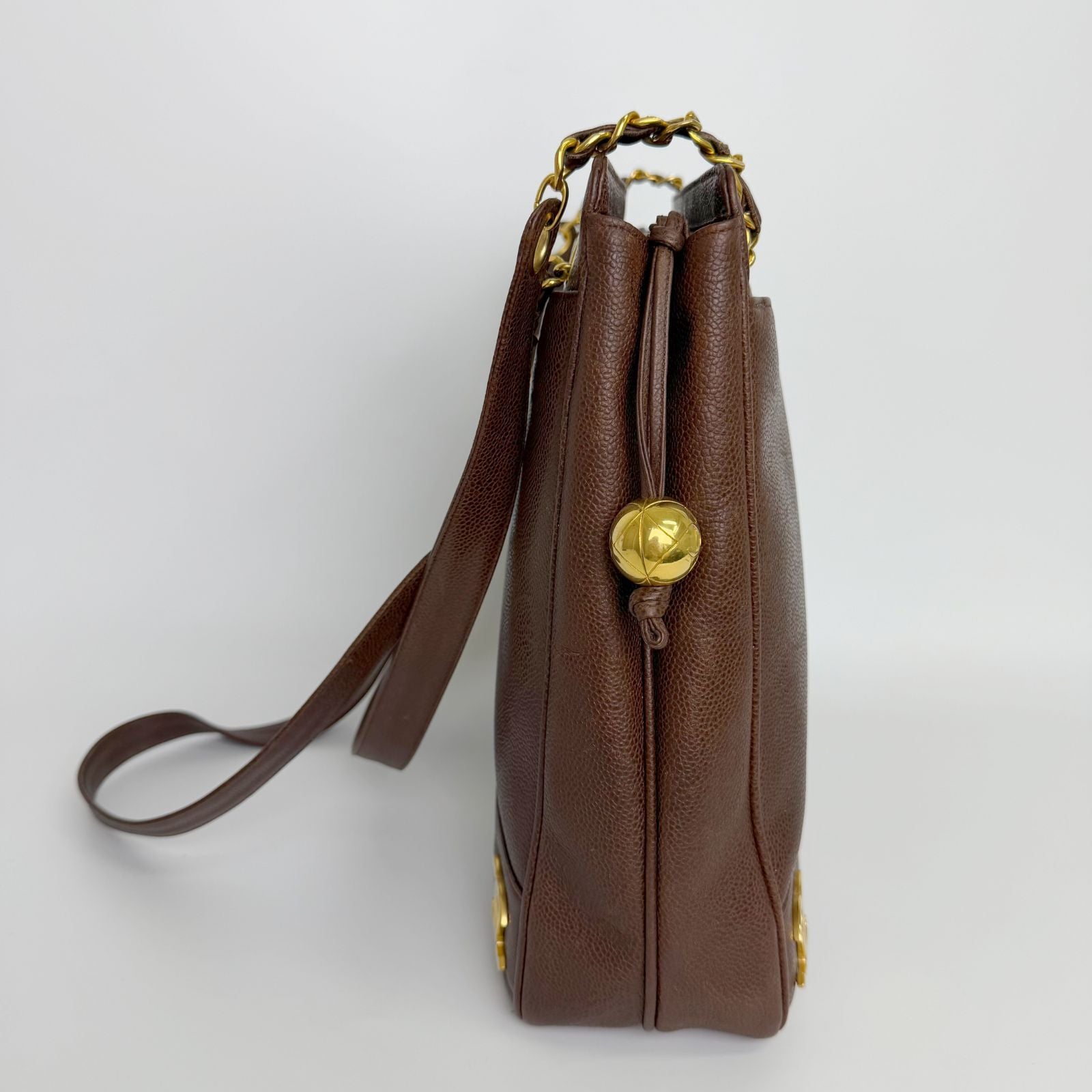Chanel CC Logo Charm Chain Shoulder Bag Caviar Leather Brown Gold Vintage — view 6