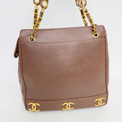 Chanel CC Logo Charm Chain Shoulder Bag Caviar Leather Brown Gold Vintage — view 4