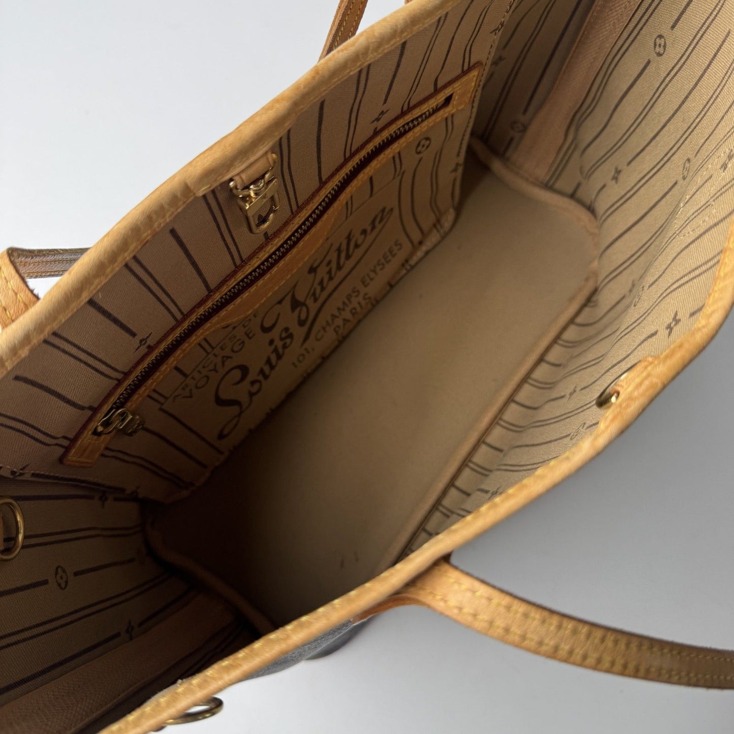 Louis Vuitton Neverfull PM Tote — view 7