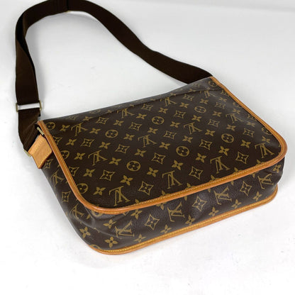 Louis Vuitton Messenger GM Bossfort Shoulder Bag Monogram Brown — view 2