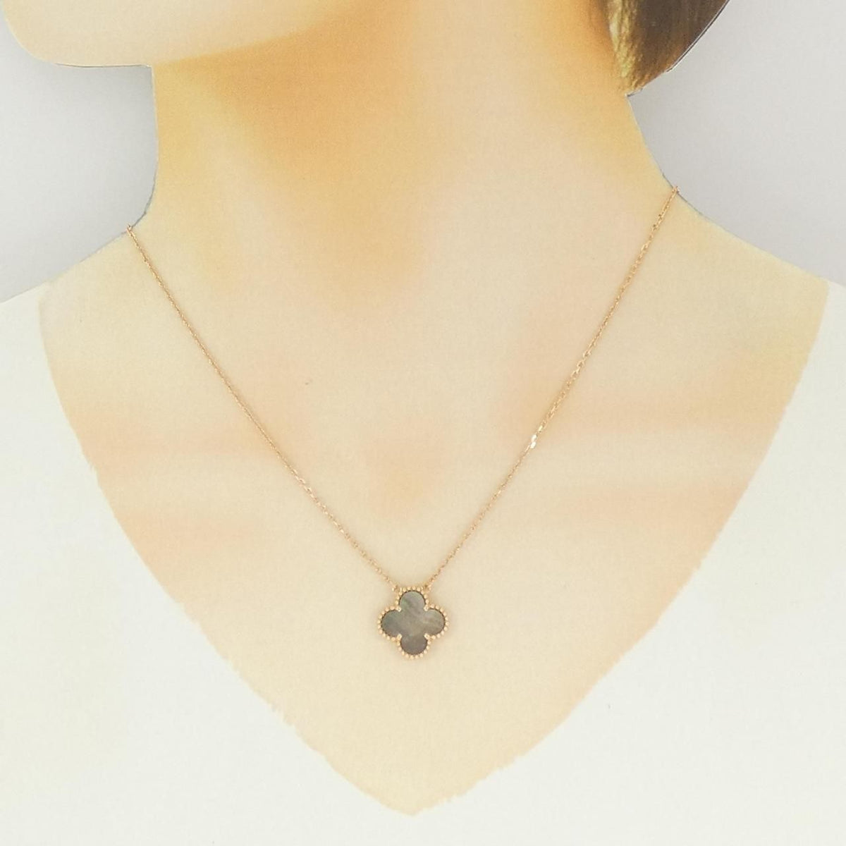 Van Cleef & Arpels Vintage Alhambra Necklace — view 5